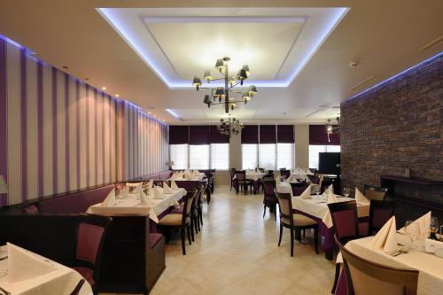 Sana Spa Hotel - image 14