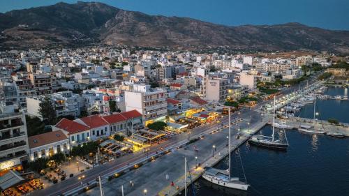 Zoe's Villa - Modern Karystos Apartments By The Port & Beach - Μπούρος