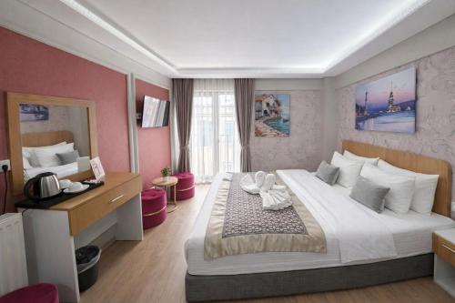 Ria Suites Boutique Hotel - image 10