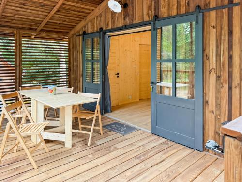 Balcony/terrace, Chalet sur pilotis, sejour insolite en foret 5pers in Lapleau
