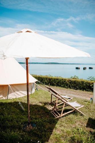 Exterior view of Lodg'ing Nature Camp Presqu'ile Crozon