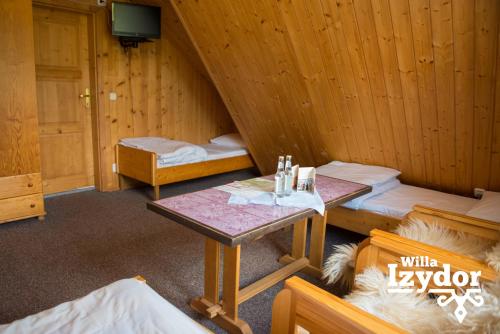 Quadruple Room image 1