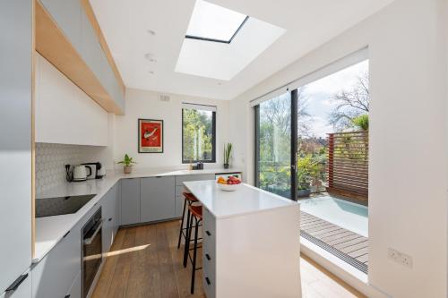 Spacious apartment with terrace, Londýn (fotografie 4)