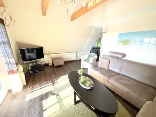 Zeesboothaus Middelhagen - Wohnung 3 - mit Balkon, Ausblick, Sauna in Middelhagen, Deutschland
