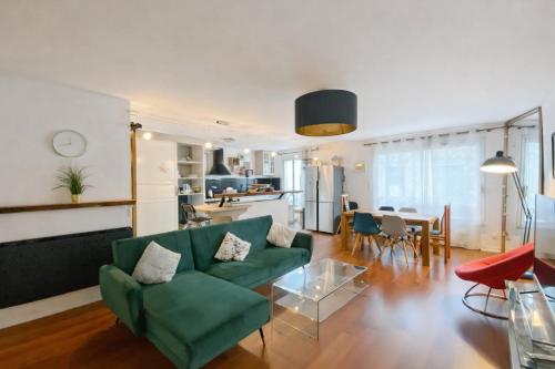 Appartement spacieux entre Parc et Tramway