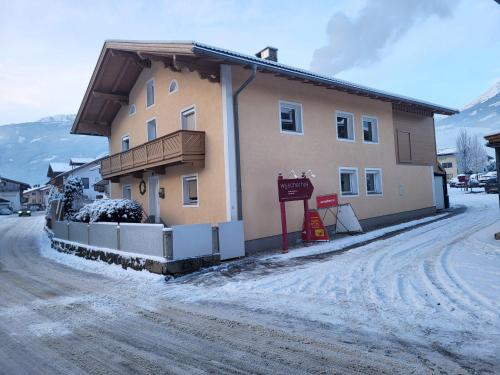 Ferienwohnung-Gerti, Uderns
