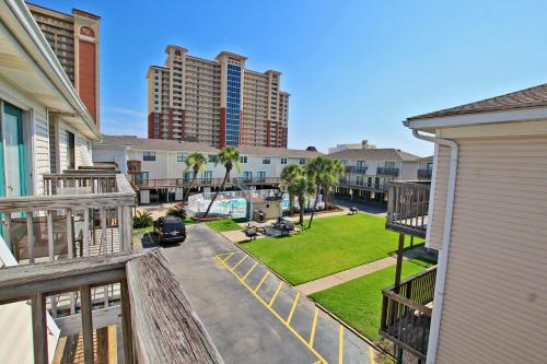Sand Dollar 28 by Youngs Suncoast, Gulf Shores