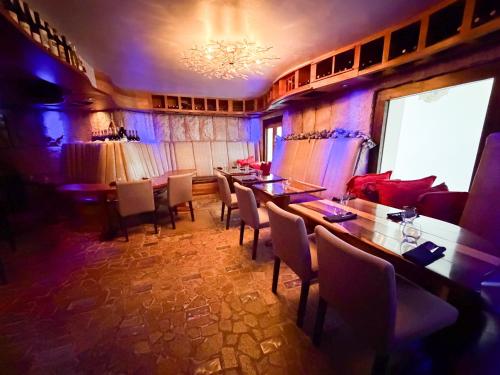 Restaurant, Acacia Boutique Hotel in San Juan