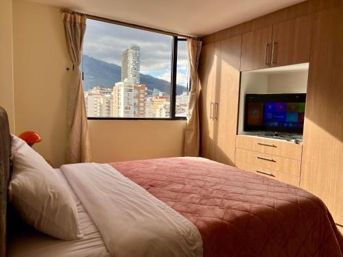 Amplia suite cerca a La Carolina - Av 6 Diciembre