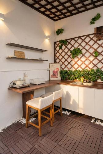 Peachy Studio 2