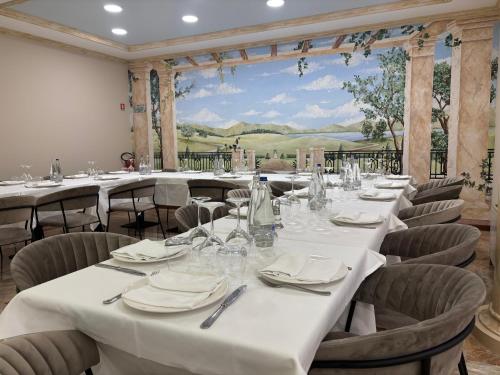 Hotel Bossini Food & Hospitality in Paitone
