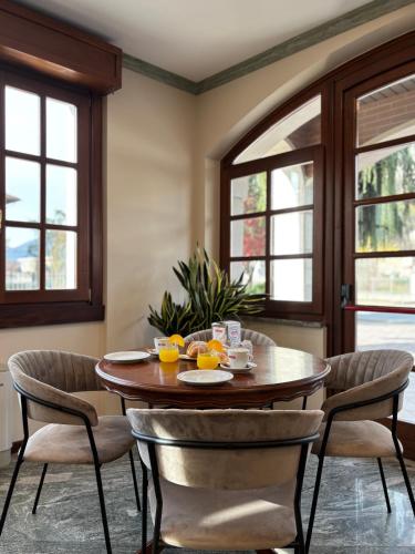 Hotel Bossini Food & Hospitality in Paitone