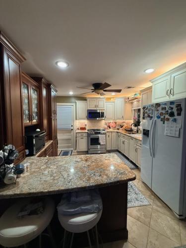 House For Rent Near MetLife Stadium in Hasbrouck Heights