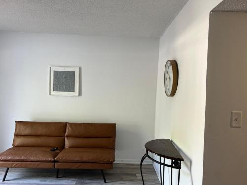 1704 Worker crash pad in 迪莫波利斯