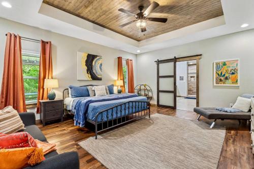 Stargazer Luxury Lake House/Games/Boats/Fish/Swim in Mineola (TX)