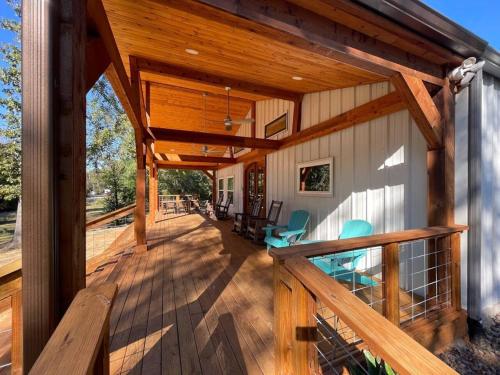 Stargazer Luxury Lake House/Games/Boats/Fish/Swim in Mineola (TX)