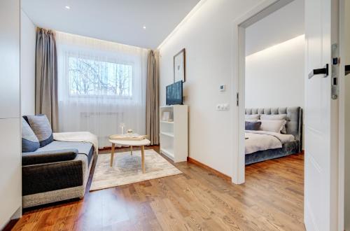 Modern Apartment near Old Town & River in City Center