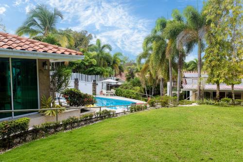 The Villa Verana By Acomodo PuntaBarco in San José