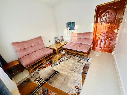 Guestroom, Nkare Cottage in Meru