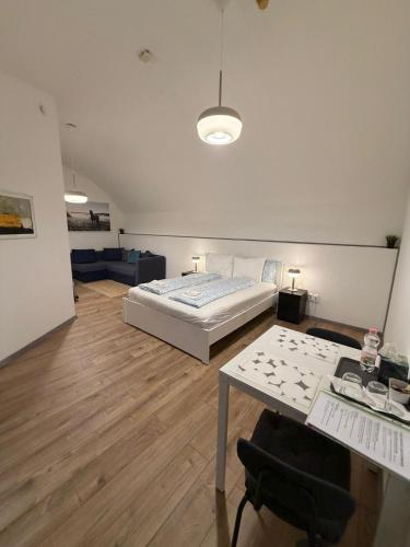 Travel Inn Apartments - image 33