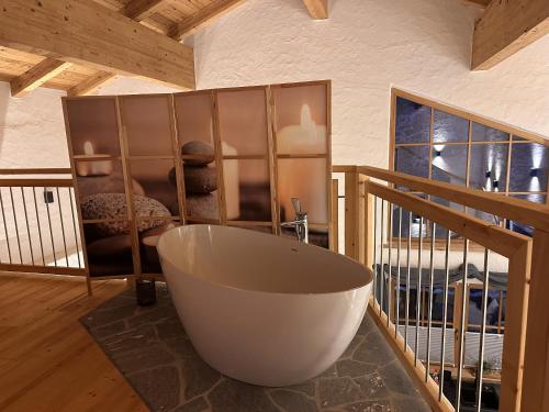Chalet am Bachl 1 in Flattach, Österreich