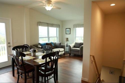 Facilities, Lakeview Retreat with Fire Pit and Total Privacy in Painted Post (NY)