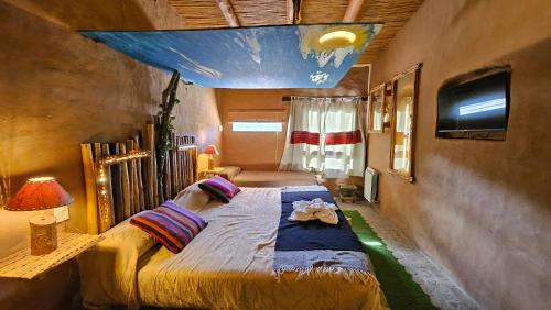 1 king bed, 1 twin bed
