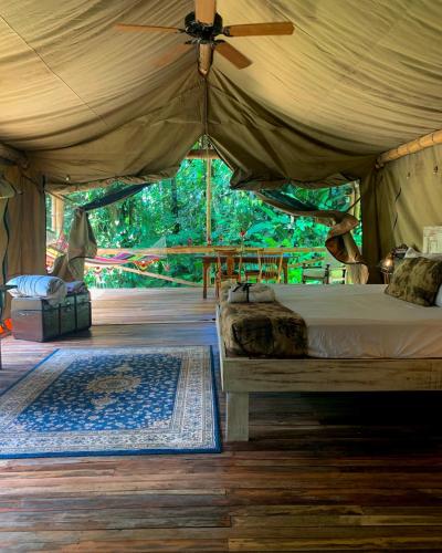 Colina Secreta - Glamping and Villas – khách sạn tại Punta Cocles