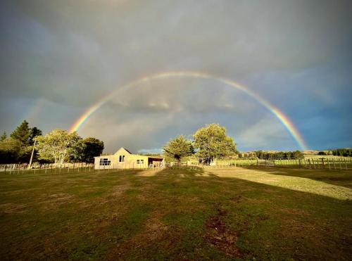 Cliff Top Cottage in Hunterville
