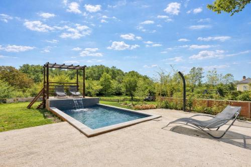 Rustic Home Izabel - Happy Rentals – khách sạn tại Zminj