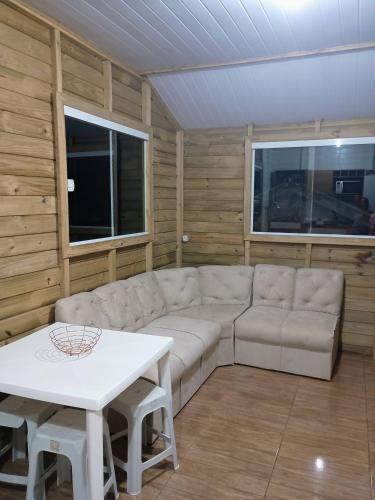 Casa de praia em meio a natureza – khách sạn tại Armacao