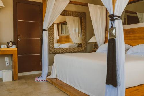 Sunrise Crown Suite