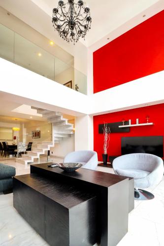 St Isidro Suites Corporate Housing SPA & Wellness Center
