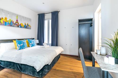 room detail thumbnail 0