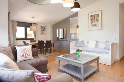 Tarter Mountain Suites - image 6