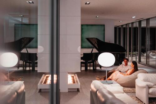 Eagles Nest Villas in Russell