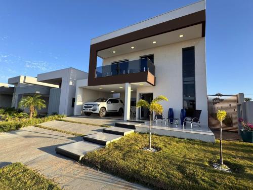 Sobrado Aconchegante em Condomínio (Sobrado Aconchegante em Condominio) in 沙帕達多斯吉馬良斯