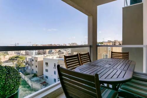 balkong/terrass, Award Winning Apartment St Julians in San Gwann