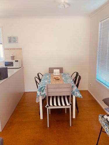 Phillip Island Beach House - Relaxed - Close to Beach - Pet Friendly in フィリップ島
