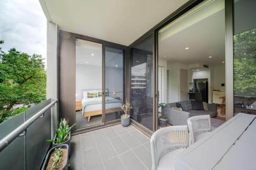 Airy Waterloo Apartment with Pool & Gym Access in Waterloo