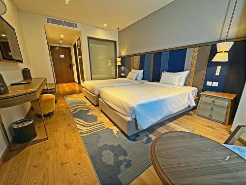 room detail thumbnail 1