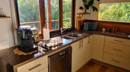 Don Valley Forest Escape Private Off Grid Stay in Don Valley