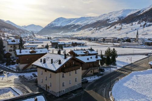 Appartamenti Valeria 1 Room Type - One-Bedroom Apartment with Balcony and Mountain View Appartamenti Valeria 1 Room Type - One-Bedroom Apartment with Balcony and Mountain View