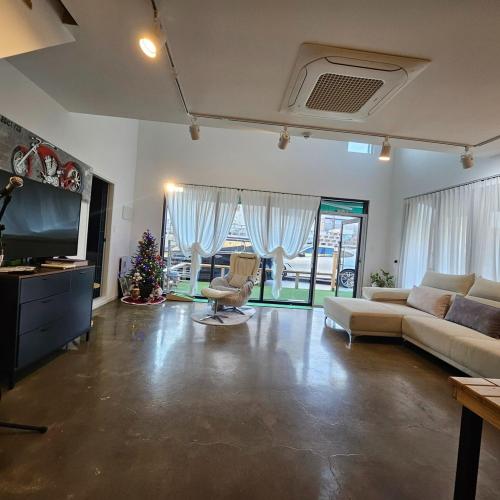 강릉 스테이 오로지