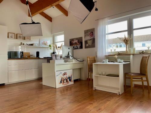 Studio-Apartment - Ihr Zuhause auf Zeit in einem Fotostudio! in Centro da cidade
