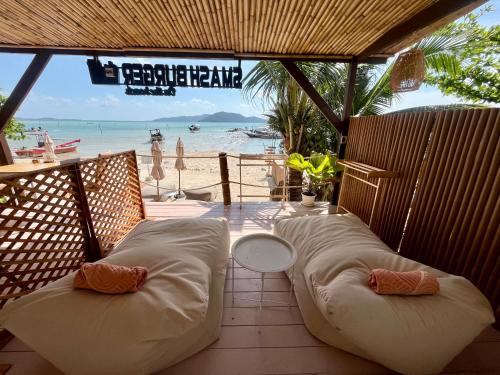 南灘酒店 (South Beach Inn) in 達靈巖