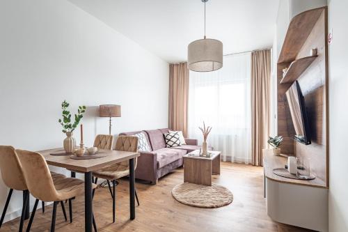Спільний лаунж/ТБ зона, Nadbrzeżna Apartment Ożarów Mazowiecki AC by Mia (Nadbrzezna Apartment Ozarow Mazowiecki AC by Mia) in Олтажев