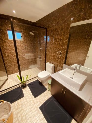 Bula Bliss 2-Bedroom Apartment with Mountain View - Nadi, Nadi (photo 6)