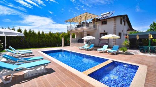 Kayaköy 4 bedroom villa with private pool – khách sạn tại Kayakoy