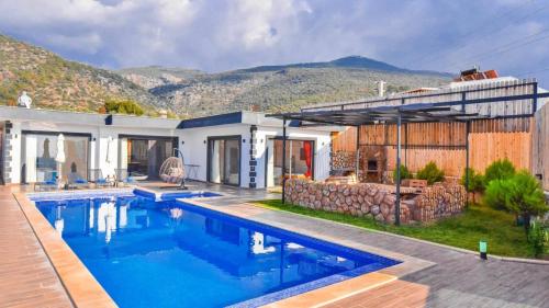 Çavdır 2 bedroom secluded villa with private pool hot tub – khách sạn tại Uzumlu